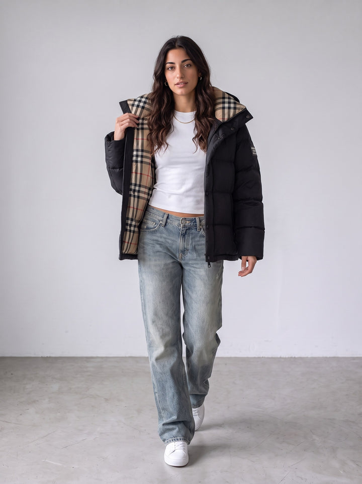Burberry Jas — gedragen door model