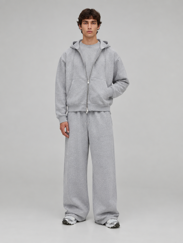 SOLEN tracksuit by LF in lichtgrijs – vooraanzicht